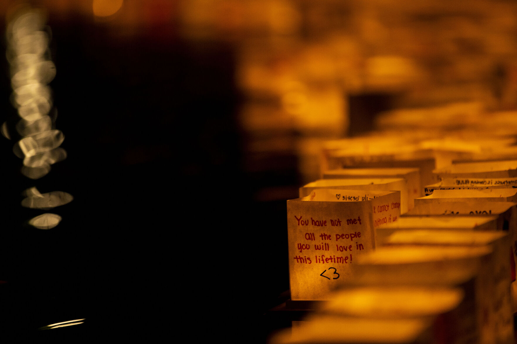 071221-news-waternlantern 12.jpg